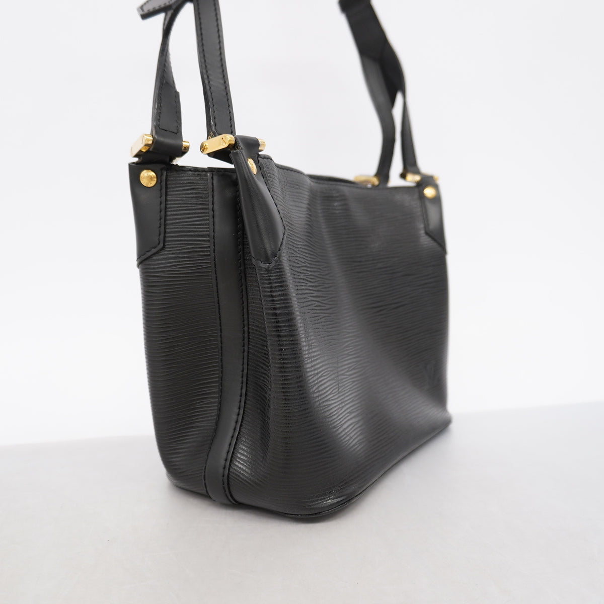 【6ge6040-k】ルイヴィトン ショルダーバッグ エピ マンダラPM M58932 ノワール【中古】レディース