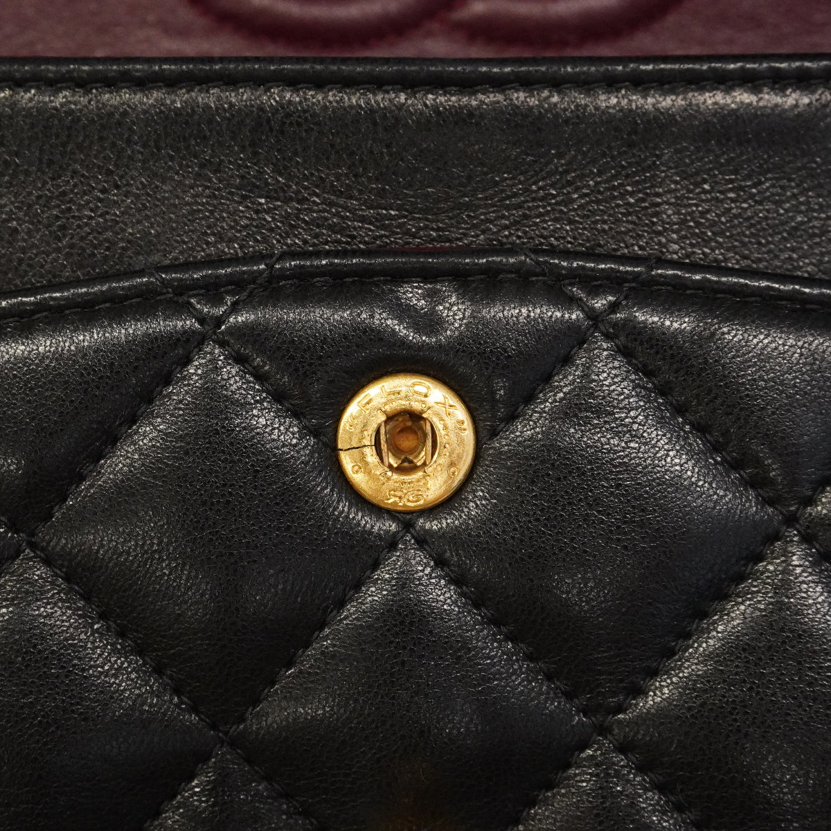 【6ge6088】シャネル ショルダーバッグ マトラッセ Wフラップ Wチェーン ラムスキン ブラック ゴールド金具【中古】レディース