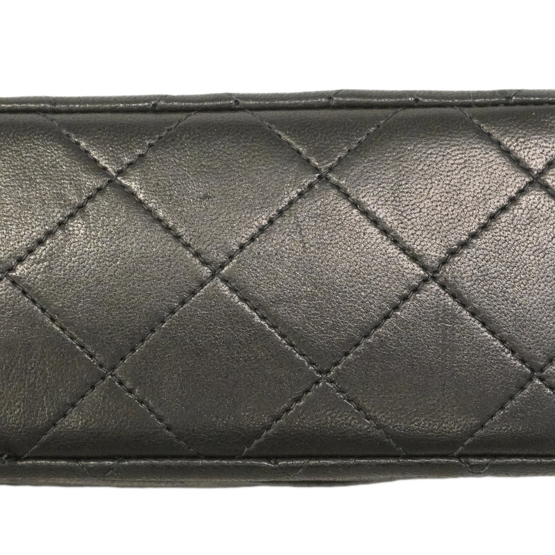 【6ge6089】シャネル ショルダーバッグ マトラッセ Wフラップ Wチェーン ラムスキン ブラック ゴールド金具【中古】レディース