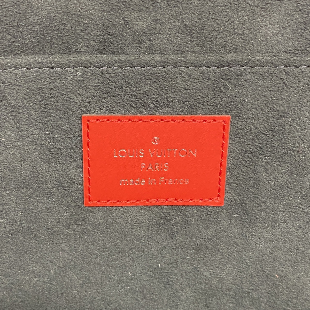 【6ge6092】ルイヴィトン クラッチバッグ エピ シュプリームコラボ ポシェットジュールGM M67722 レッド【中古】メンズ