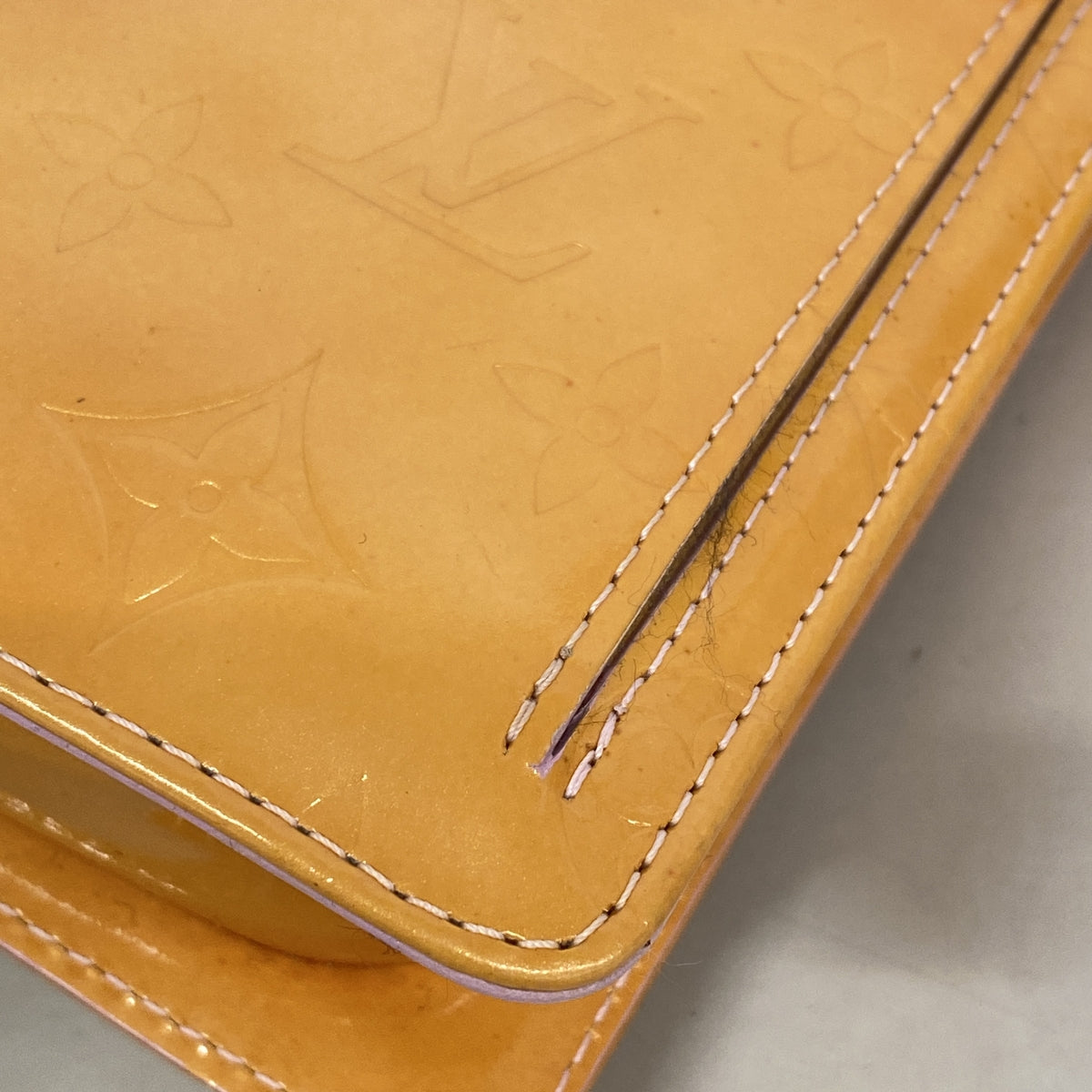 【6ge6093】ルイヴィトン ショルダーバッグ ヴェルニ モット M91034 ローズ【中古】レディース