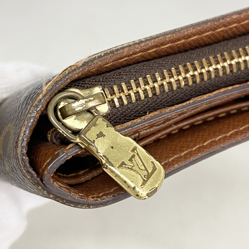 【6ge6156】ルイヴィトン 財布 モノグラム コンパクトジップ M61667 ブラウン【中古】レディース