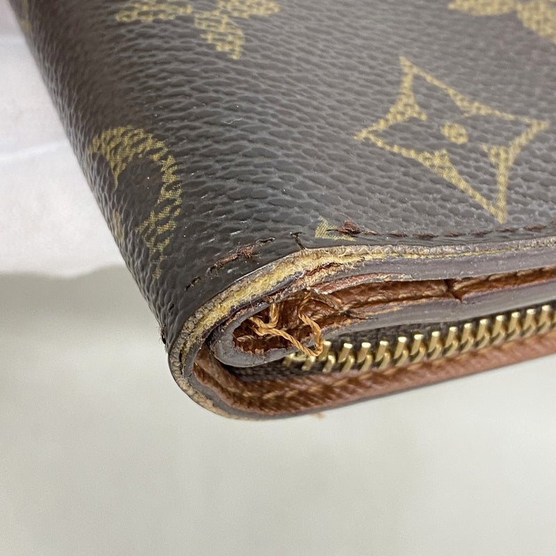 【6ge6156】ルイヴィトン 財布 モノグラム コンパクトジップ M61667 ブラウン【中古】レディース