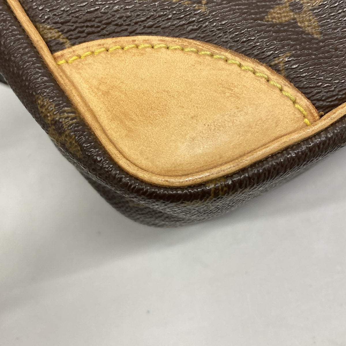【6ge6167】ルイヴィトン ショルダーバッグ モノグラム アマゾン M45236 ブラウン【中古】レディース