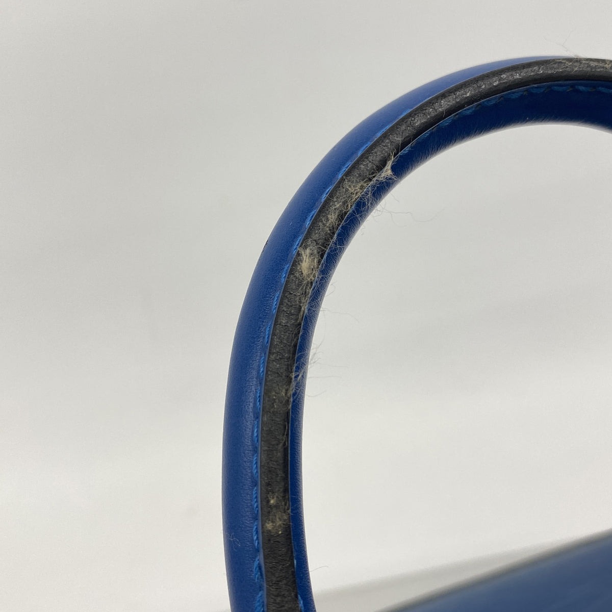 【6ge6172】ルイヴィトン ハンドバッグ エピ アルマ M52145 トレドブルー【中古】レディース