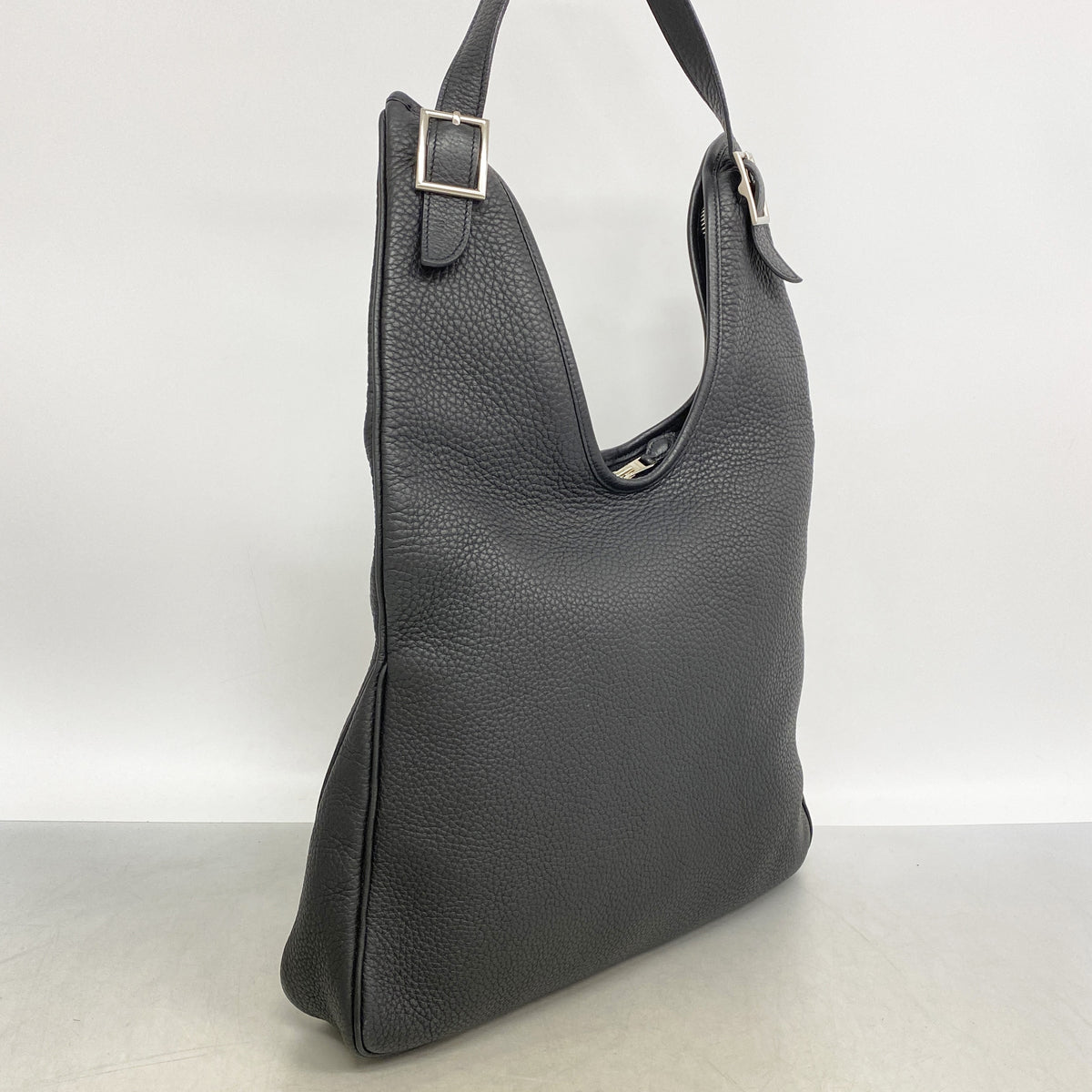 【6ge6175】エルメス ショルダーバッグ マサイPM トリヨンクレマンス ブラック シルバー金具 □K刻印【中古】レディース
