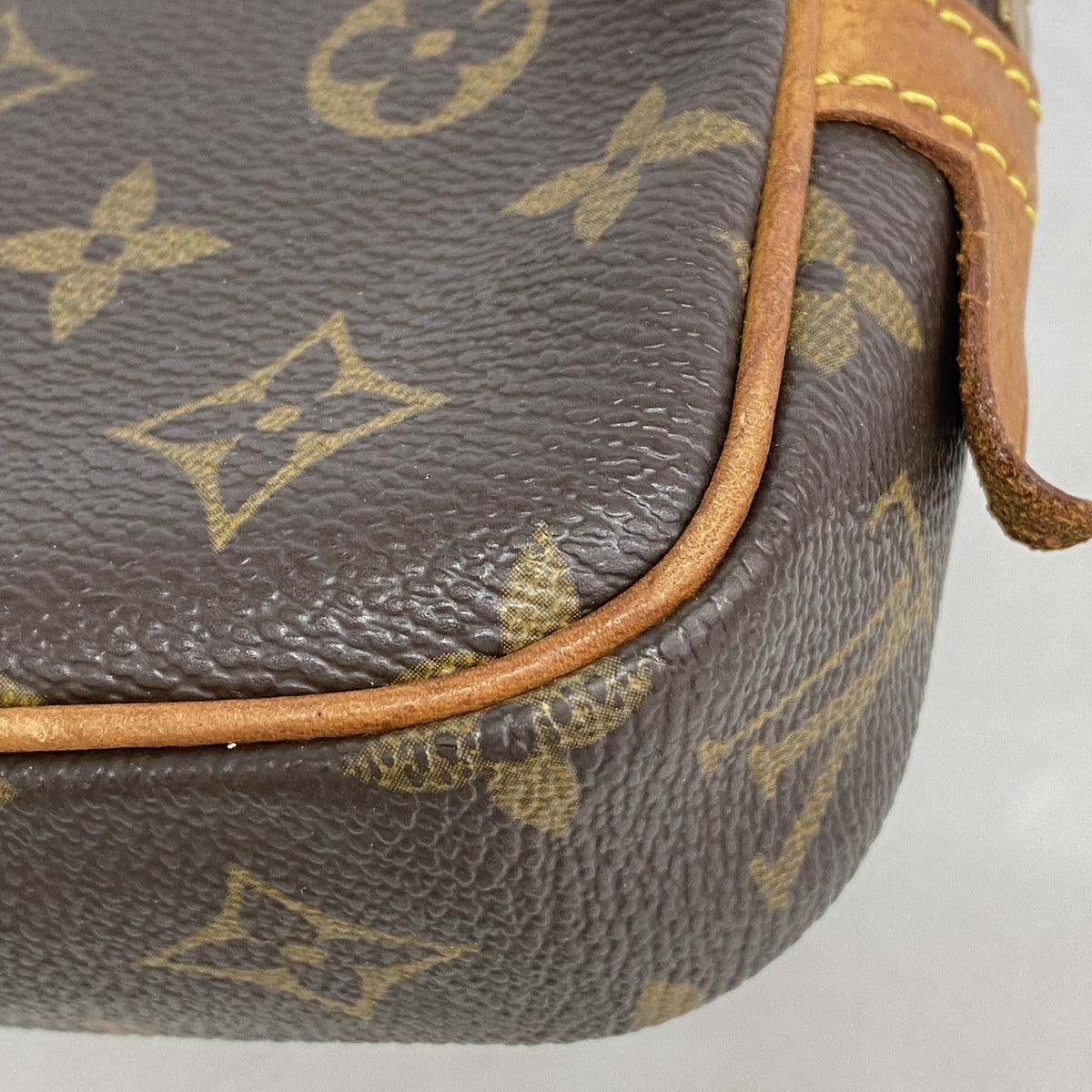 【6ge6193】ルイヴィトン ショルダーバッグ モノグラム ポシェットマルリーバンドリエール M51828 ブラウン【中古】レディース
