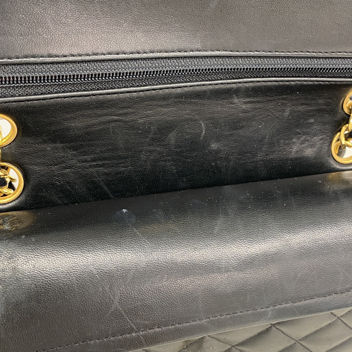 【6ge6194】シャネル ショルダーバッグ マトラッセ Wフラップ Wチェーン ラムスキン ブラック ゴールド金具【中古】レディース