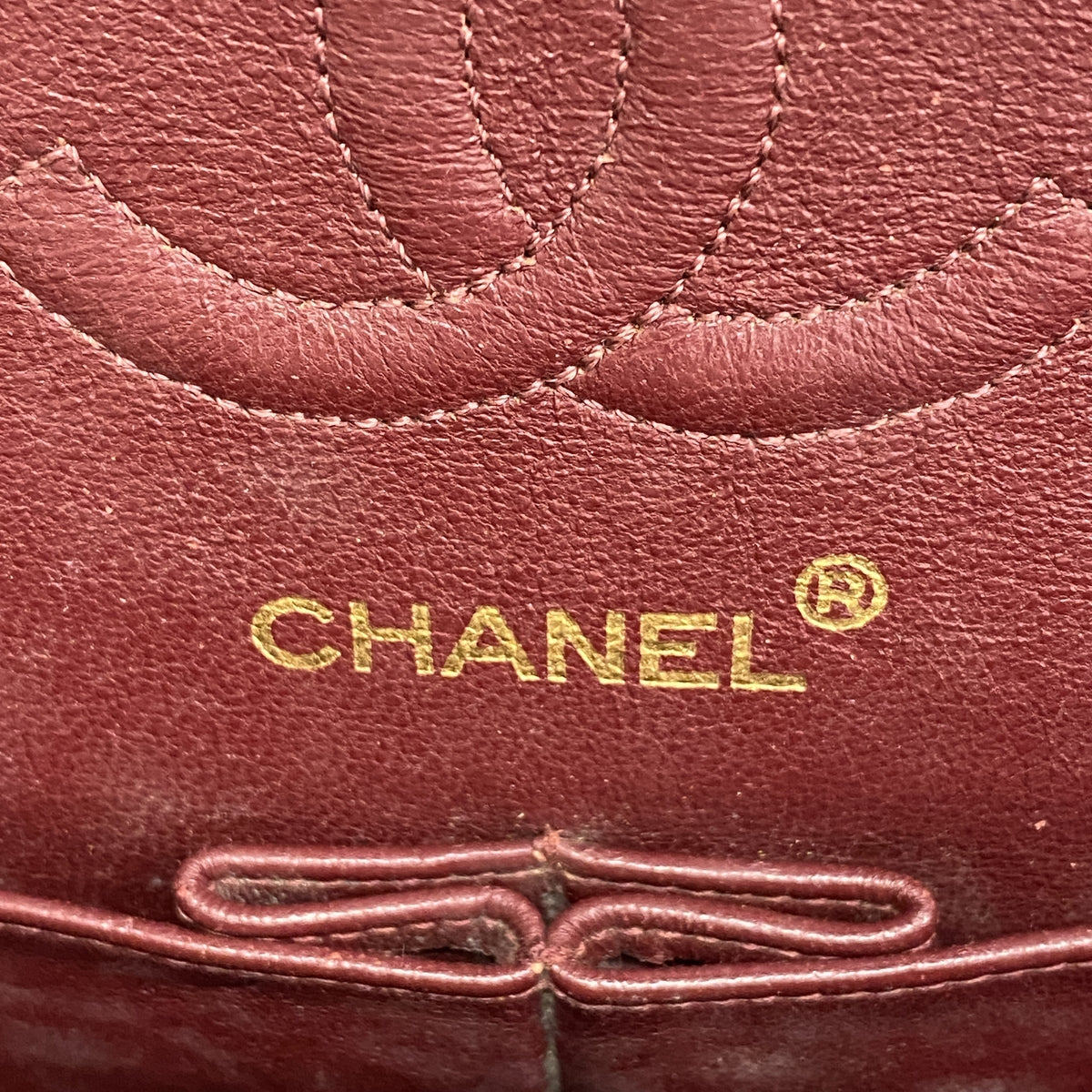 【6ge6194】シャネル ショルダーバッグ マトラッセ Wフラップ Wチェーン ラムスキン ブラック ゴールド金具【中古】レディース