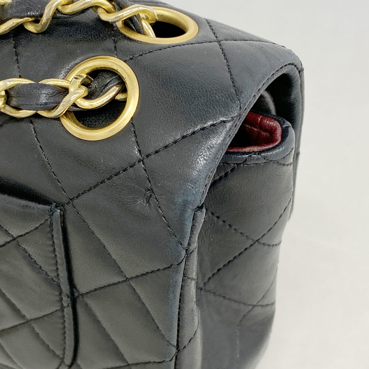 【6ge6194】シャネル ショルダーバッグ マトラッセ Wフラップ Wチェーン ラムスキン ブラック ゴールド金具【中古】レディース