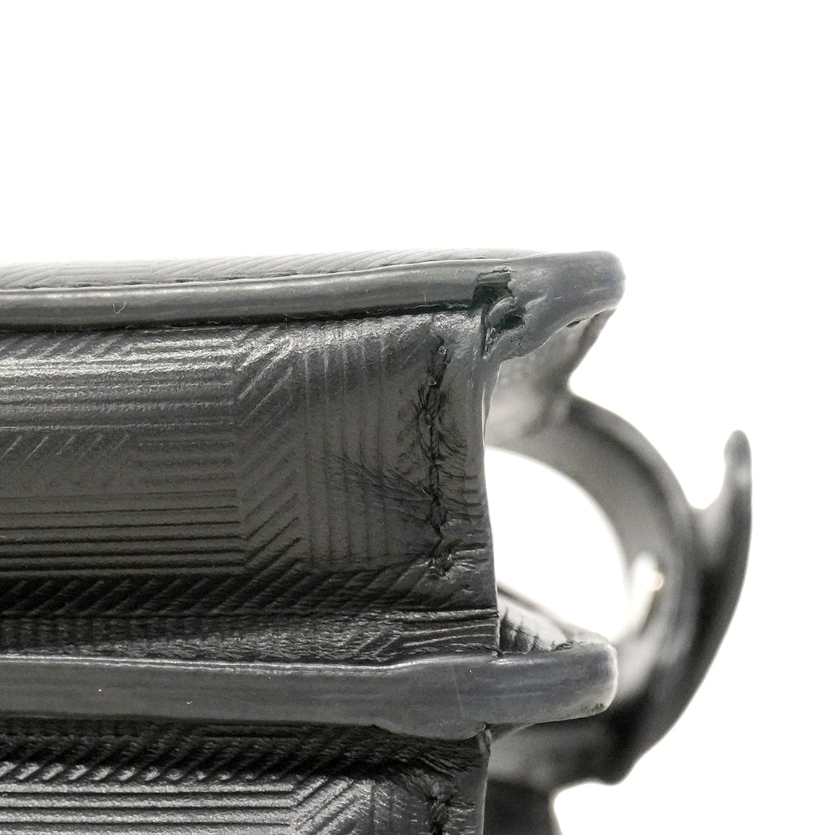 【6ge6252-e】フェンディ ハンドバッグ アイシーユーエックスクロス レザー ブラック シルバー金具 2wayバッグ【中古】メンズ