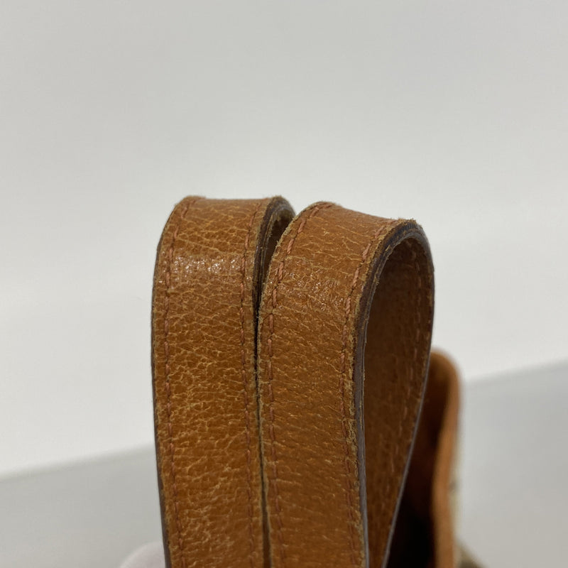【6ge6271-k】グッチ ハンドバッグ GGキャンバス 120844 キャンバス ベージュ シルバー金具【中古】レディース