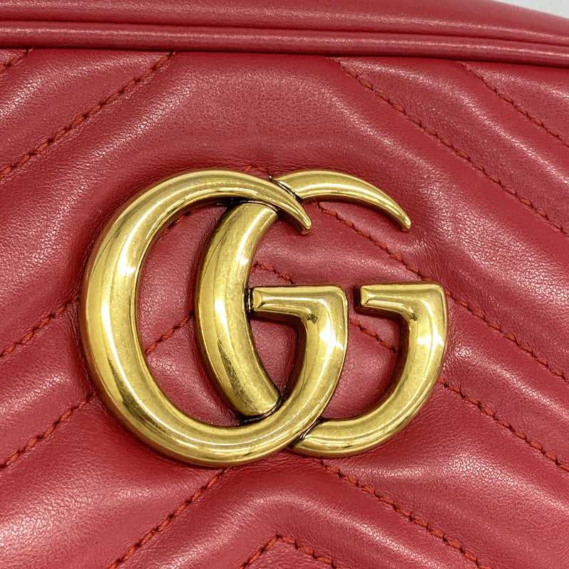【6ge6287-k】グッチ ショルダーバッグ GGマーモント 447632 レザー レッド ゴールド金具【中古】レディース