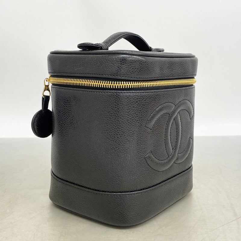 【6ge6289-k】シャネル バニティバッグ キャビアスキン ブラック ゴールド金具【中古】レディース
