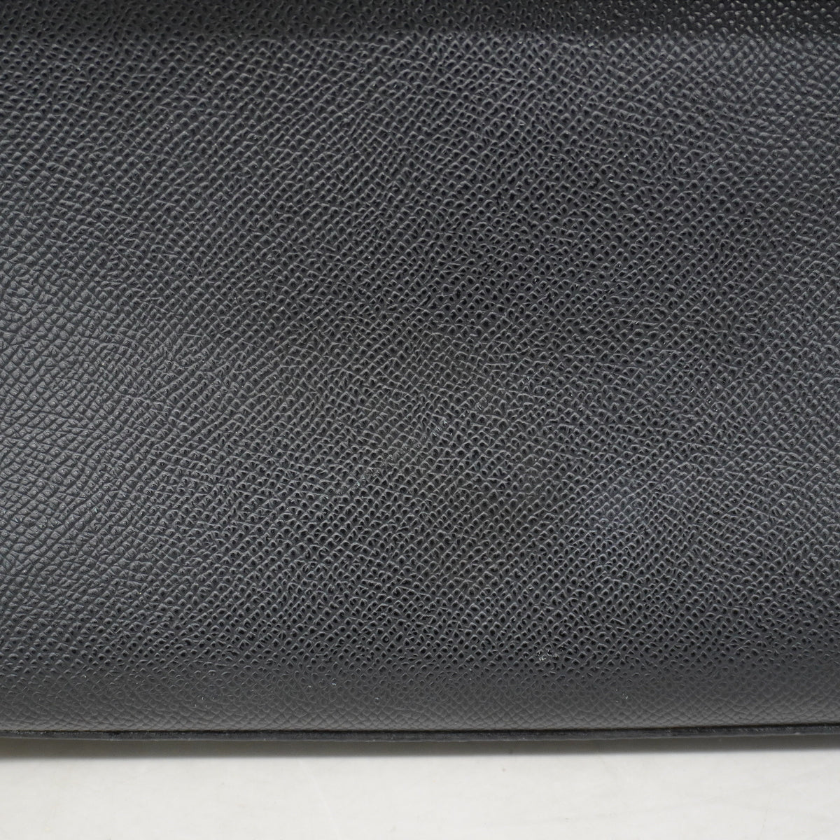 【6ge6311-k】シャネル ショルダーバッグ キャビアスキン ブラック ゴールド金具【中古】レディース