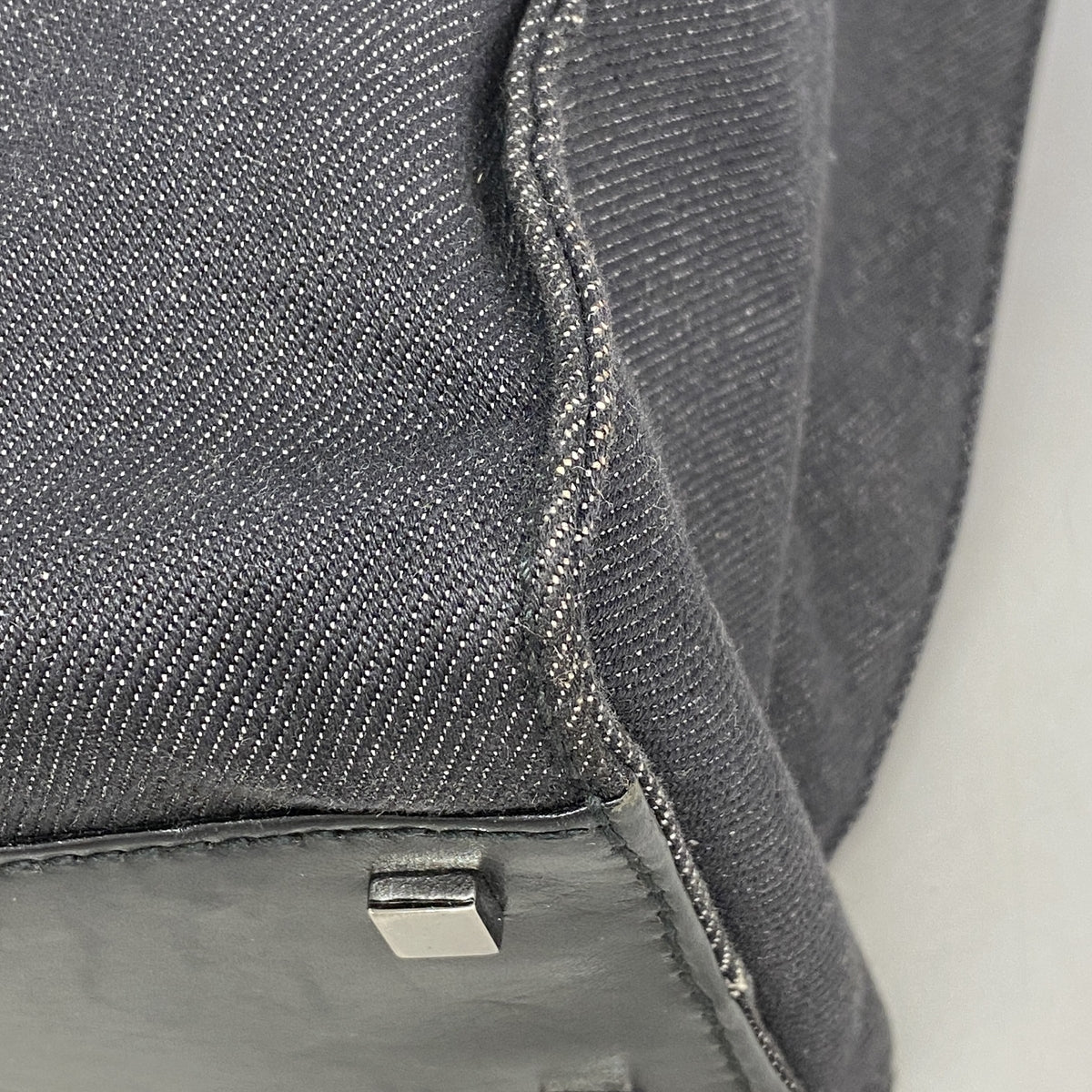 【6ge6319-k】グッチ トートバッグ 91249 デニム ブラック シルバー金具【中古】レディース