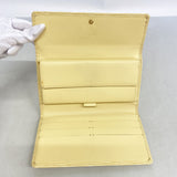 【6ge6326-k】ルイヴィトン 長財布 エピ ポルトフォイユインターナショナル M6338A ヴァニラ【中古】レディース