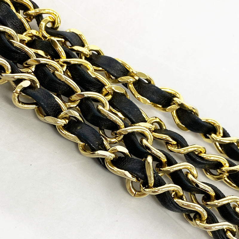 【6ge6399】シャネル ショルダーバッグ マトラッセ チェーンショルダー ラムスキン ブラック ゴールド金具【中古】レディース