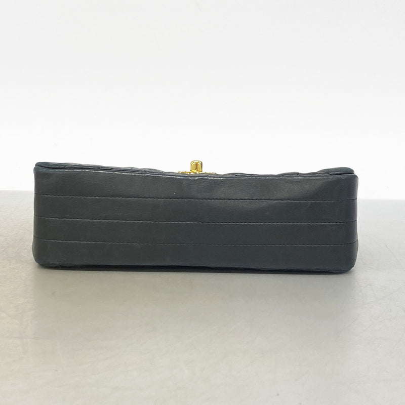 【6ge6399】シャネル ショルダーバッグ マトラッセ チェーンショルダー ラムスキン ブラック ゴールド金具【中古】レディース
