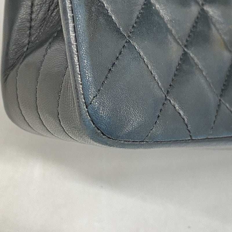 【6ge6399】シャネル ショルダーバッグ マトラッセ チェーンショルダー ラムスキン ブラック ゴールド金具【中古】レディース