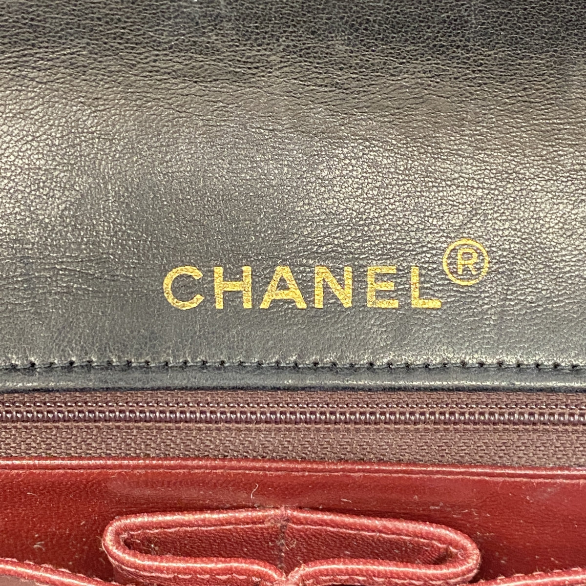 【6ge6400】シャネル ショルダーバッグ マトラッセ チェーンショルダー ラムスキン ブラック ゴールド金具【中古】レディース