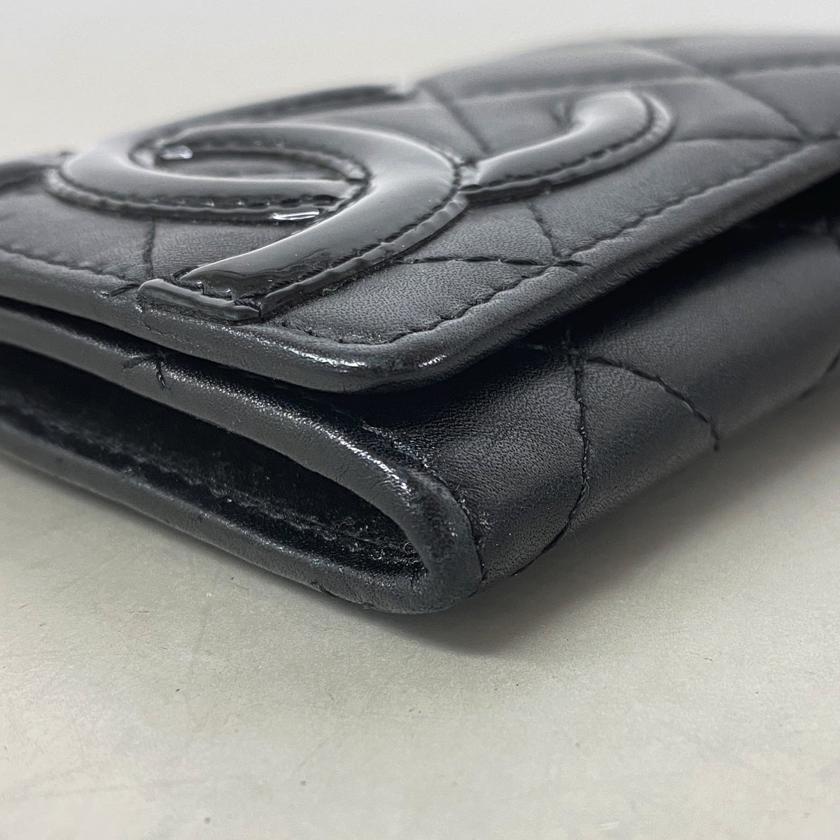 【6ge6459-k】シャネル カードケース カンボン ラムスキン ブラック シルバー金具【中古】レディース