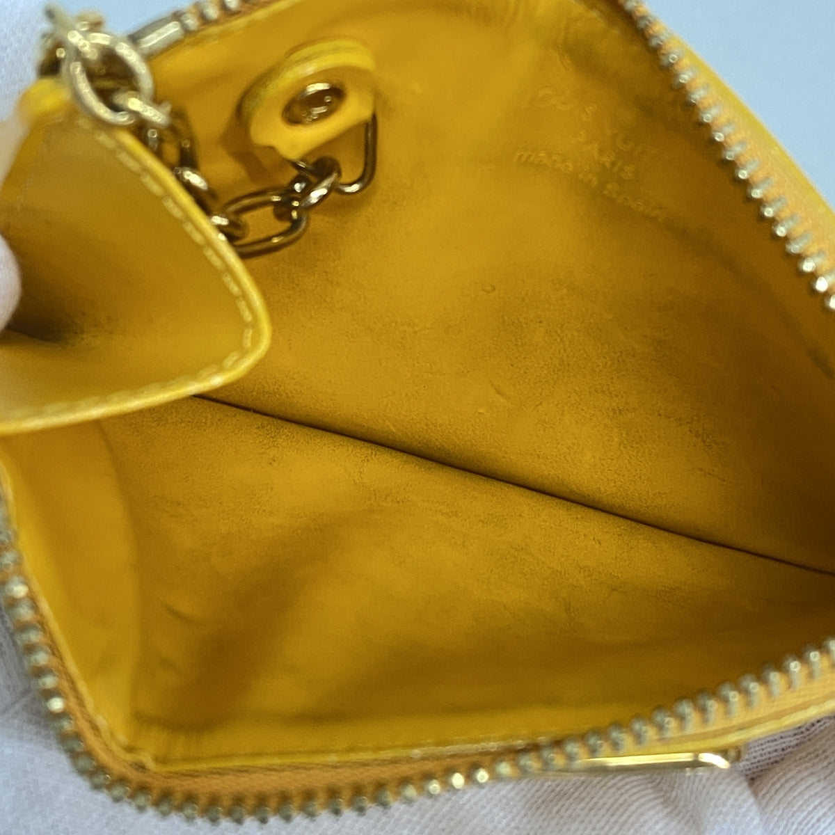 【6ge6469-k】ルイヴィトン コインケース ヴェルニ ポシェットクレNM M91738 ジョーヌパッション【中古】レディース