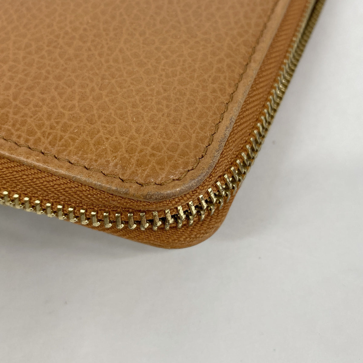 【6ge6475-k】グッチ 長財布 332747 レザー ブラウン ゴールド金具【中古】レディース