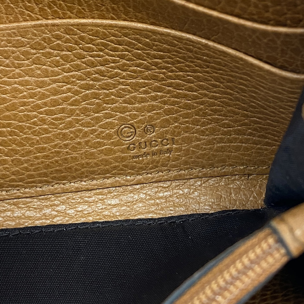 【6ge6475-k】グッチ 長財布 332747 レザー ブラウン ゴールド金具【中古】レディース