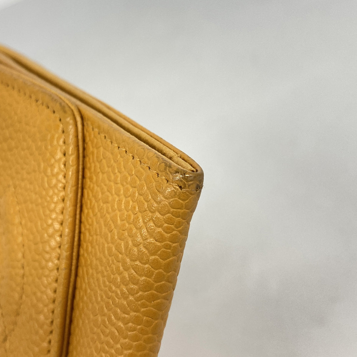 【6ge6476-k】シャネル コインケース キャビアスキン オレンジ ゴールド金具【中古】レディース