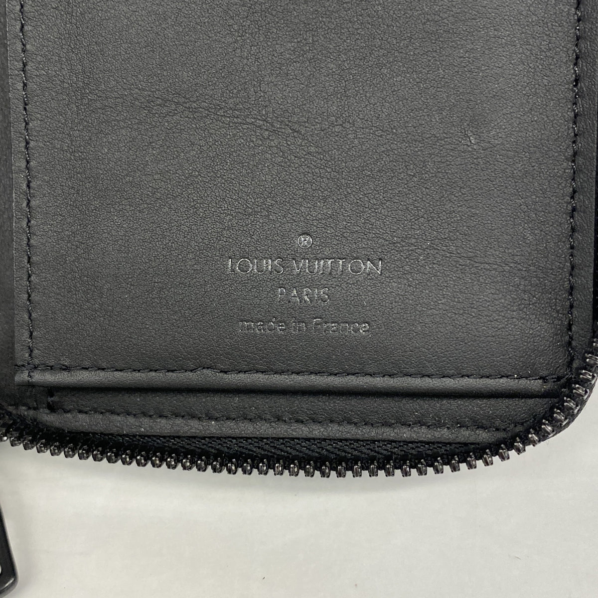 【6ge6480-k】ルイヴィトン 長財布 トリヨン ジッピーウォレットヴェルティカル M69047 ノワール【中古】メンズ