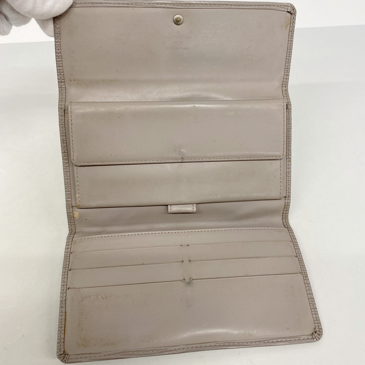 【6ge6482-k】ルイヴィトン 三つ折り長財布 エピ ポルトフォイユインターナショナル M6338B ライラック【中古】レディース