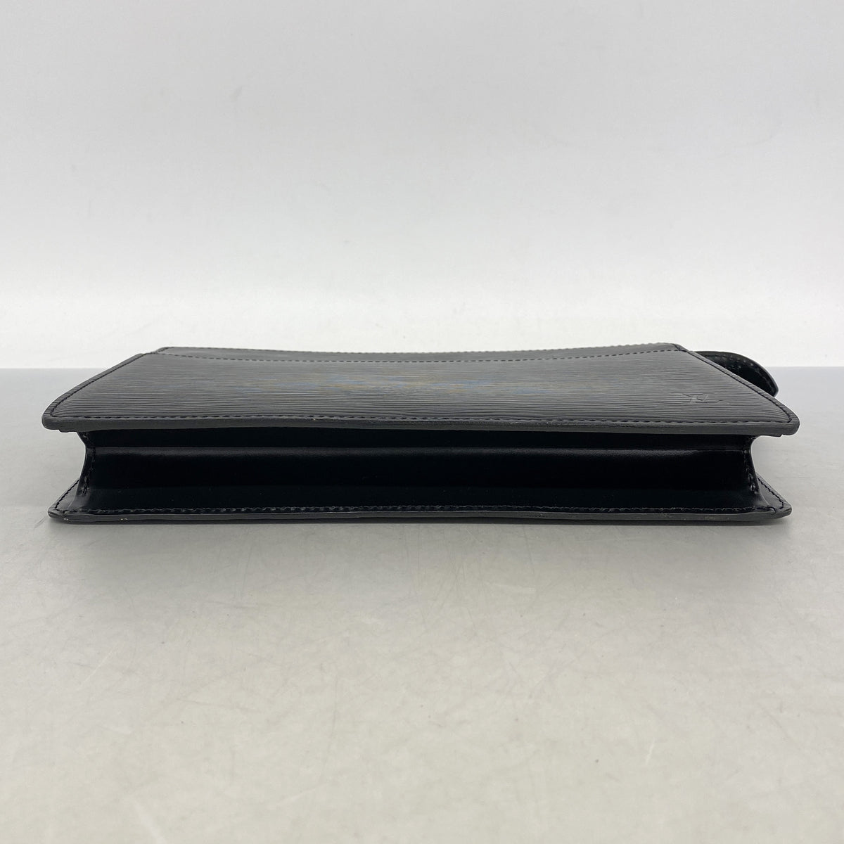 【6ge6486-k】ルイヴィトン クラッチバッグ エピ ポシェットオム M52522 ノワール【中古】メンズ