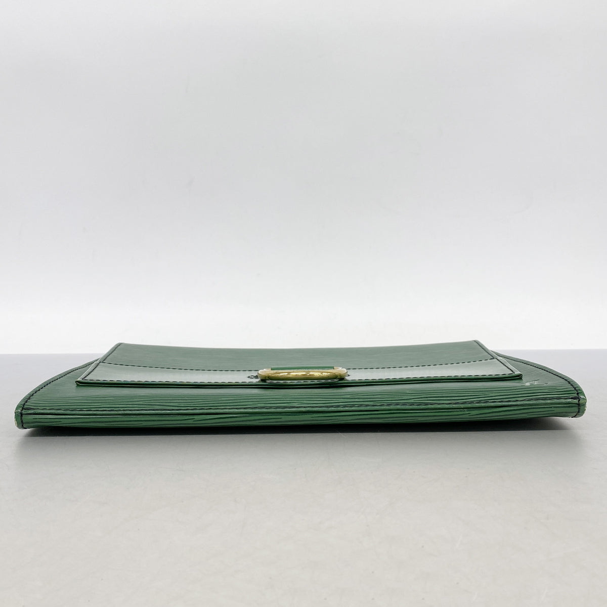 【6ge6487-k】ルイヴィトン クラッチバッグ エピ イエナ28 M52724 ボルネオグリーン【中古】レディース