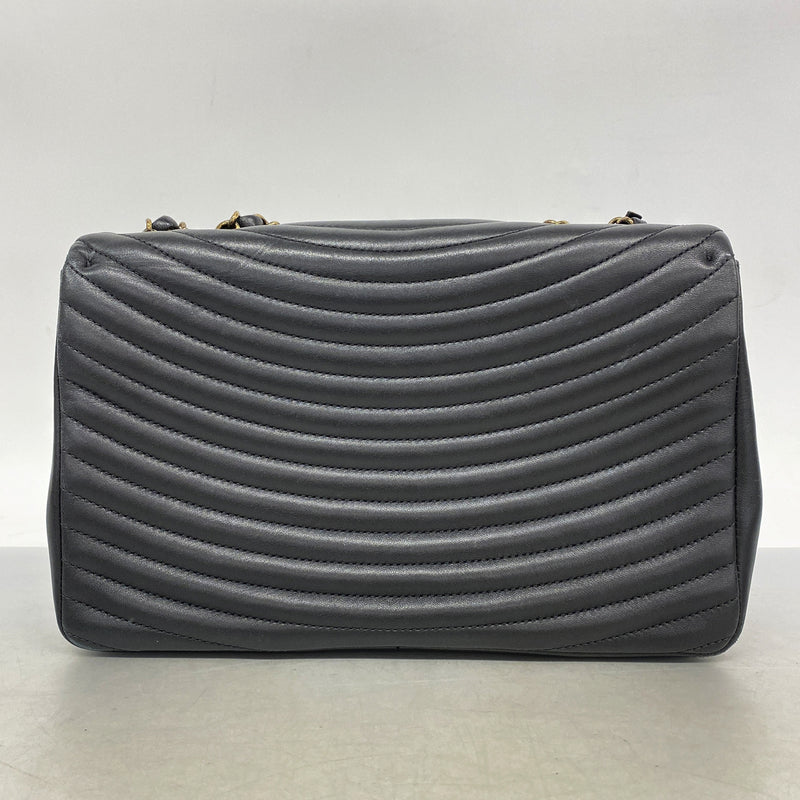 【6ge6490-k】シャネル ショルダーバッグ Wチェーン パゴダフラップ ラムスキン ブラック ゴールド金具【中古】レディース