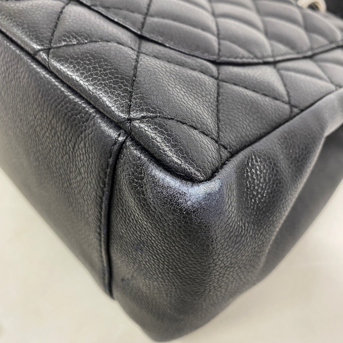 【6ge6492-k】シャネル チェーントート マトラッセ キャビアスキン ブラック シルバー金具【中古】レディース