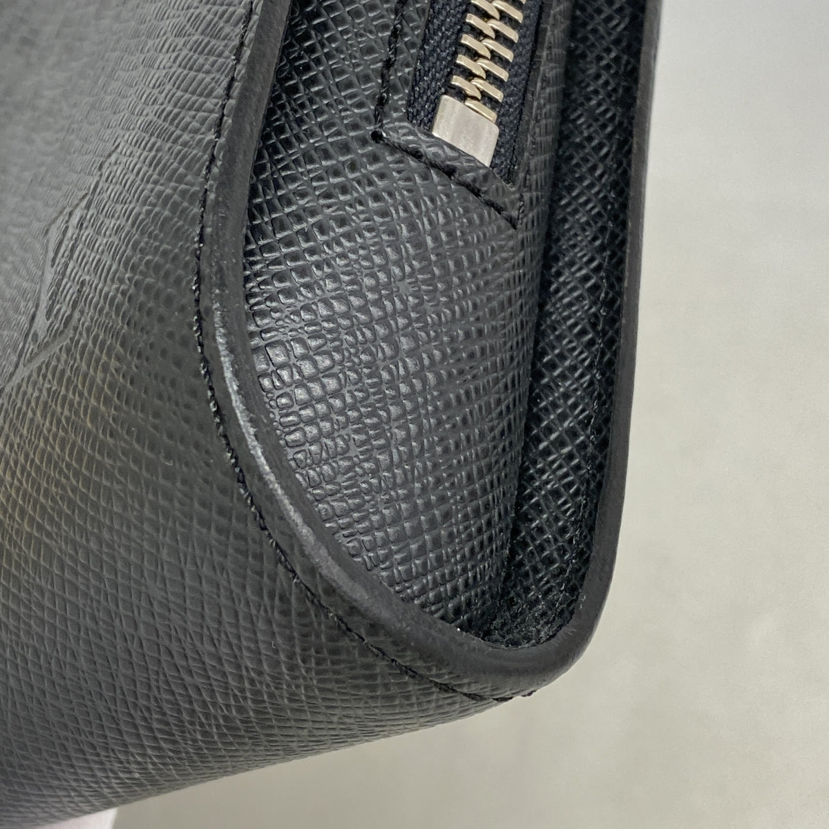 【6ge6611】ルイヴィトン クラッチバッグ タイガ バイカル M30182 アルドワーズ【中古】メンズ