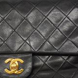 【6ge6616】シャネル ショルダーバッグ マトラッセ Wフラップ Wチェーン ラムスキン ブラック ゴールド金具【中古】レディース