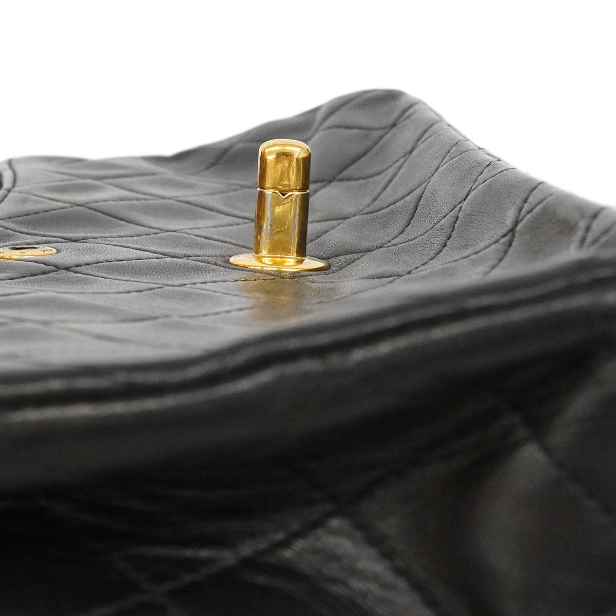 【6ge6616】シャネル ショルダーバッグ マトラッセ Wフラップ Wチェーン ラムスキン ブラック ゴールド金具【中古】レディース