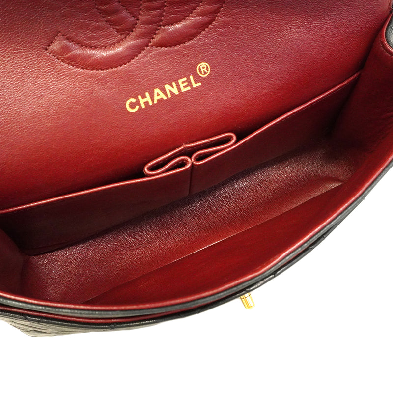 【6ge6629-h】シャネル ショルダーバッグ マトラッセ Wフラップ Wチェーン ラムスキン ブラック ゴールド金具【中古】レディース