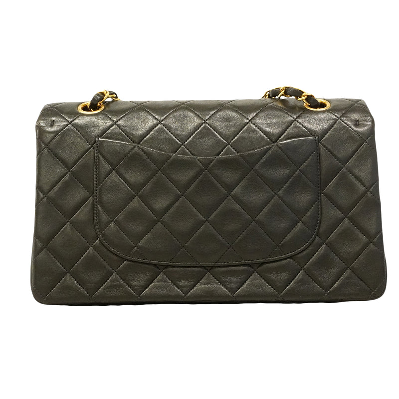 【6ha0006】シャネル ショルダーバッグ マトラッセ Wフラップ Wチェーン ラムスキン ブラック ゴールド金具【中古】レディース