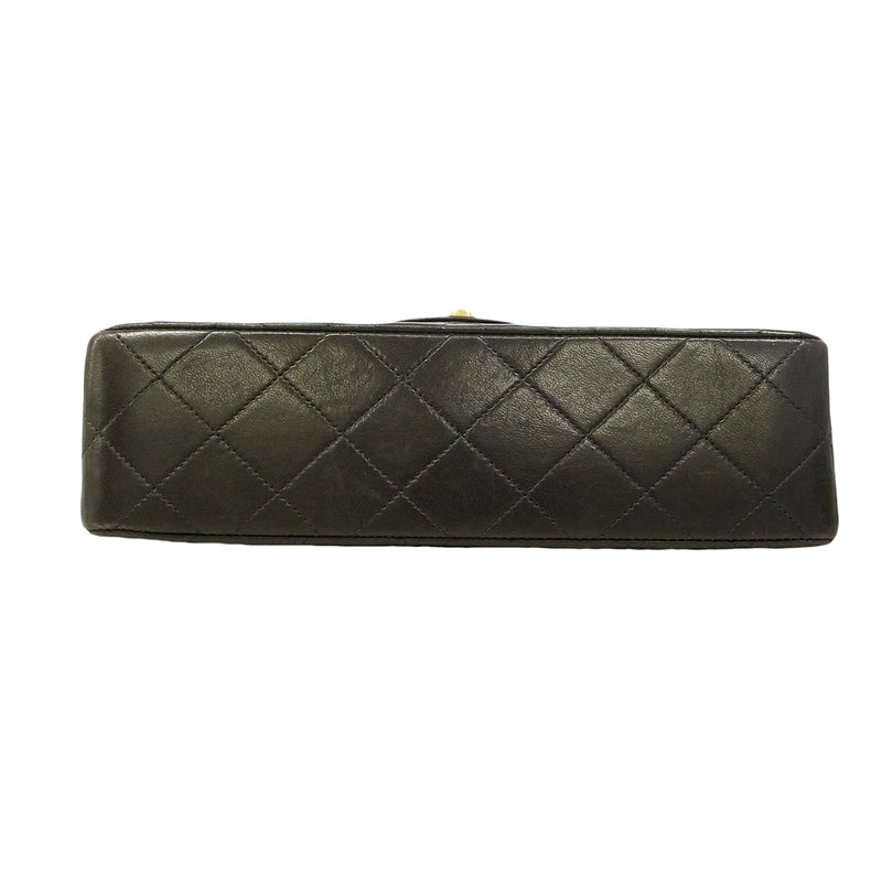 【6ha0007】シャネル ショルダーバッグ マトラッセ Wフラップ Wチェーン ラムスキン ブラック ゴールド金具【中古】レディース