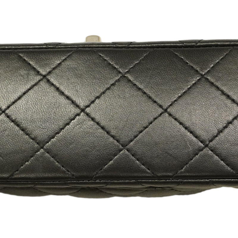【6ha0008】シャネル ショルダーバッグ ミニマトラッセ チェーンショルダー ラムスキン ブラック シルバー金具【中古】レディース