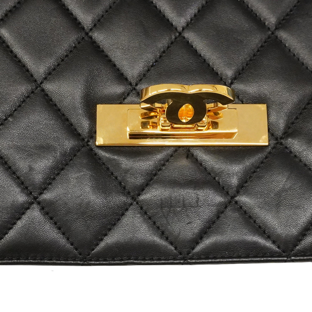 【6ha0043】シャネル ショルダーバッグ マトラッセ Wチェーン ラムスキン ブラック ゴールド金具【中古】レディース