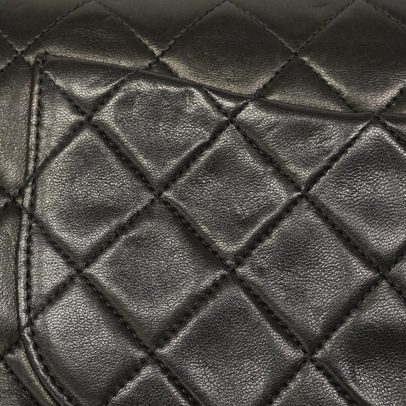 【6ha0044】シャネル ショルダーバッグ マトラッセ Wフラップ Wチェーン ラムスキン ブラック ゴールド金具【中古】レディース