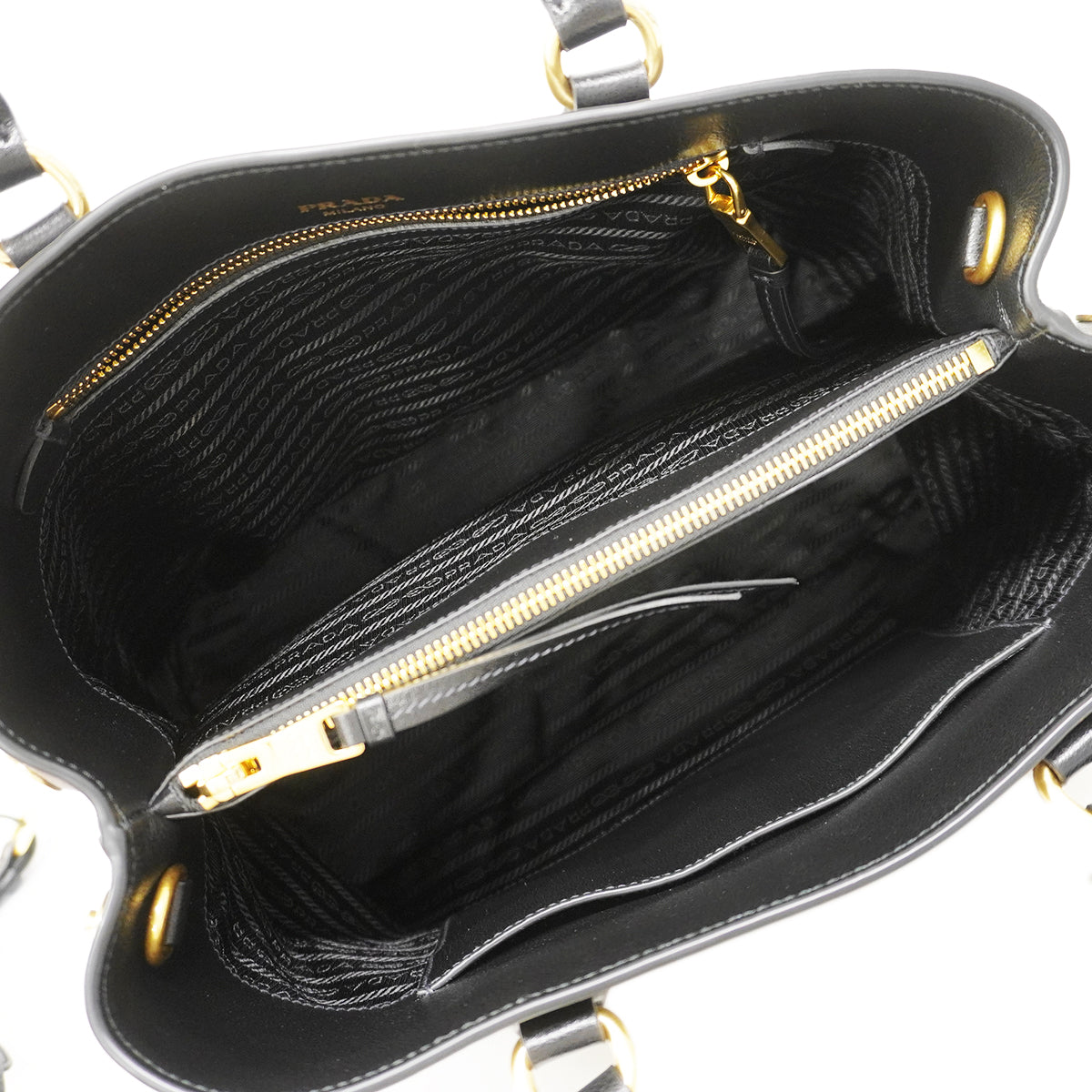 【6fa1587-k】プラダ ハンドバッグ レザー ブラック ゴールド金具 2wayバッグ【中古】レディース