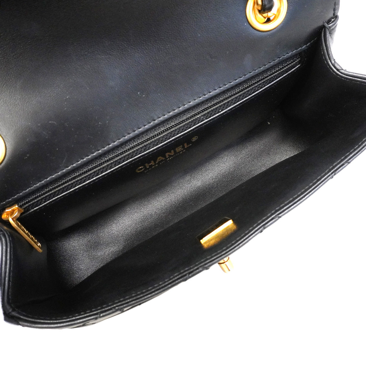 【6hb0077】シャネル ショルダーバッグ マトラッセ Wチェーン ラムスキン ブラック ゴールド金具【中古】レディース