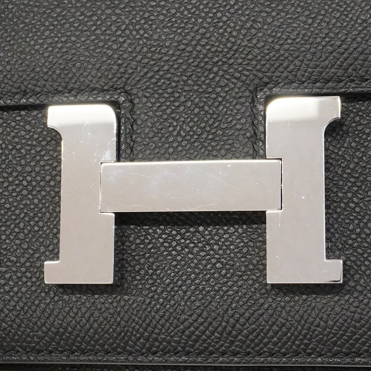 【6hb0083】エルメス ショルダーバッグ コンスタンスミニ ヴォーエプソン ブラック シルバー金具 K刻印【中古】レディース