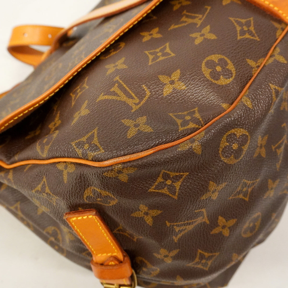 【6hb0125】ルイヴィトン ショルダーバッグ モノグラム ソミュール35 M42254 ブラウン【中古】レディース