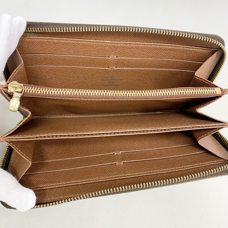 【6hb0154】ルイヴィトン 長財布 モノグラム ジッピーウォレット M42616 ブラウン【中古】メンズ レディース ユニセックス